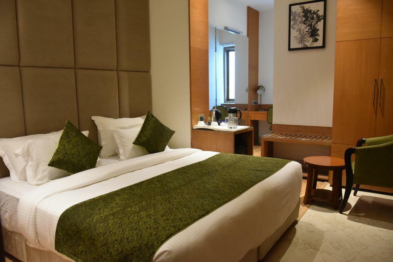 Hotel Orchid Blu Аліґарх Екстер'єр фото